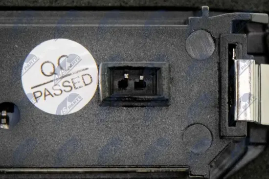 Kennzeichenleuchte links rechts NTY ELP-AU-001 Bild Kennzeichenleuchte links rechts NTY ELP-AU-001