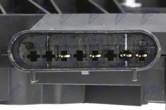 Türschloss 12 V hinten links NTY EZC-FR-371 Bild Türschloss 12 V hinten links NTY EZC-FR-371