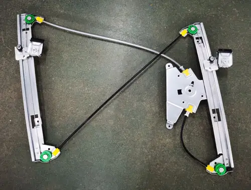 Fensterheber vorne rechts MTR 13310250