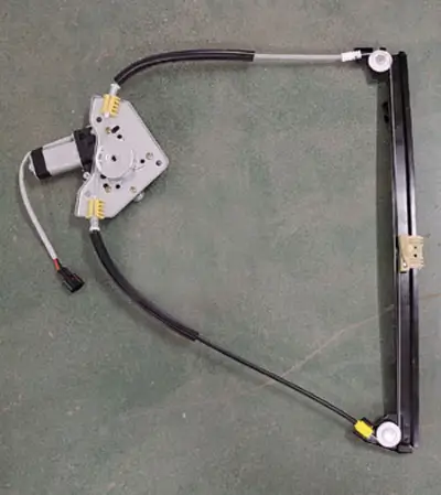 Fensterheber vorne links MTR 13310258